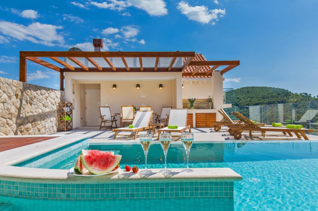 Apartma Boban Deluxe *